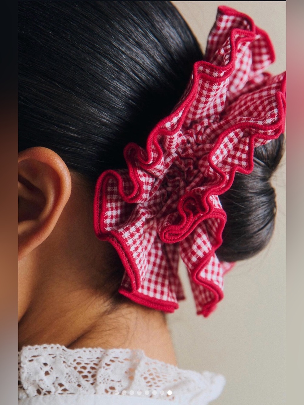 NIB Sézane red and white gingham cotton scrunchie